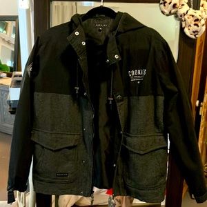 Cookies San Fransisco savages light weight men’s coat size S perfect condition